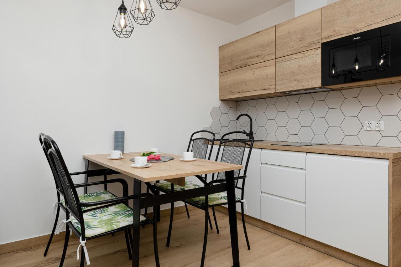 Apartamenty Zielona 11 By Noclegi Renters Międzywodzie Buitenkant foto